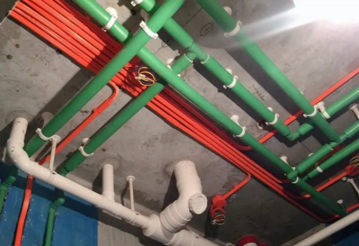 老房裝修水電需要全改嗎？—— 青島東方家園裝飾為您解答