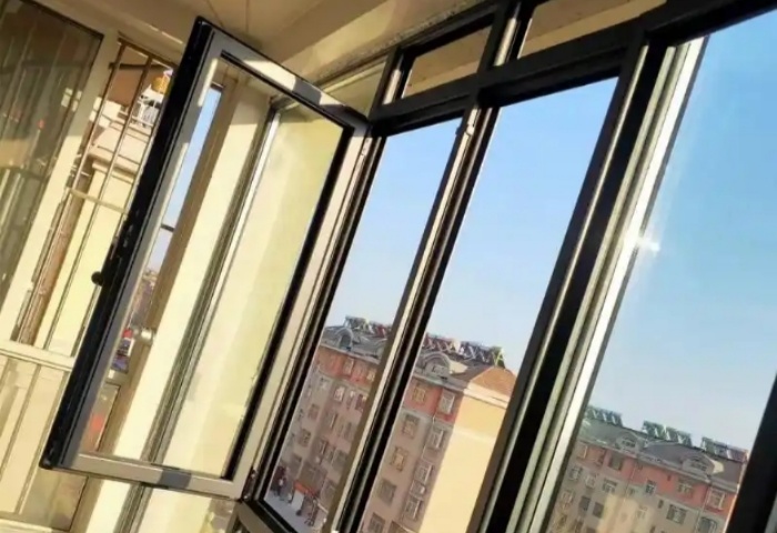  青島老房煥新窗，這些關(guān)鍵得盯牢！